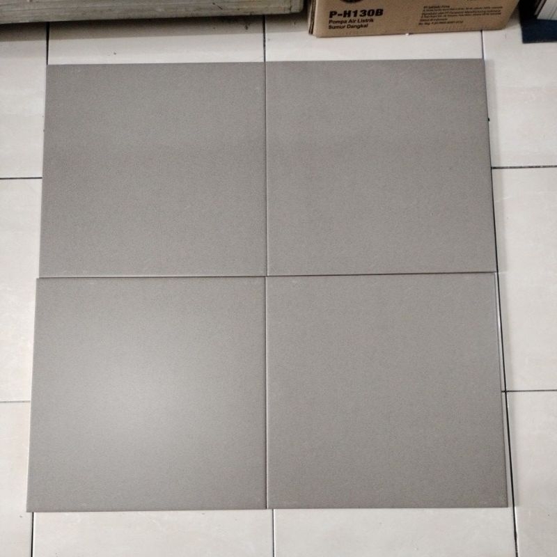 Jual keramik roman adelaide 40x40 matt grade A | Shopee Indonesia