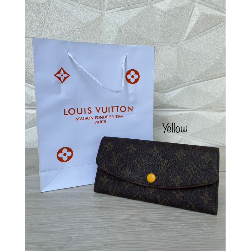 Dompet Louis Vuitton Wanita . ukuran : - WinWin Collection