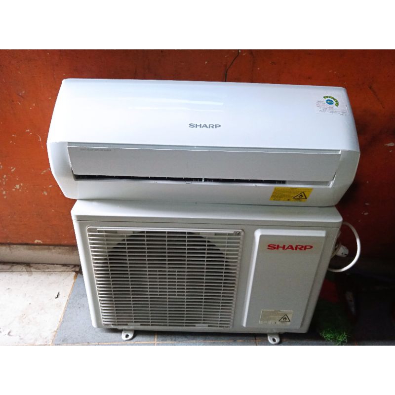 Jual AC sharp 1/2 pk R 32 lowwatt ( AC SECOND BERGARANSI) | Shopee ...