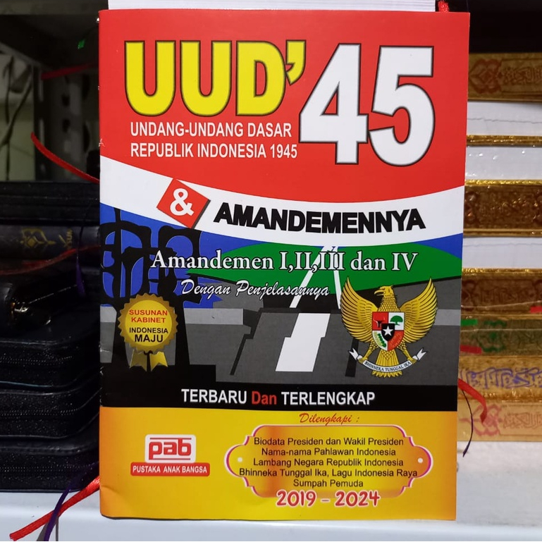 Jual Buku UUD 1945 dan Amandemen Lengkap Terbaru Uk. Besar A5 Shopee