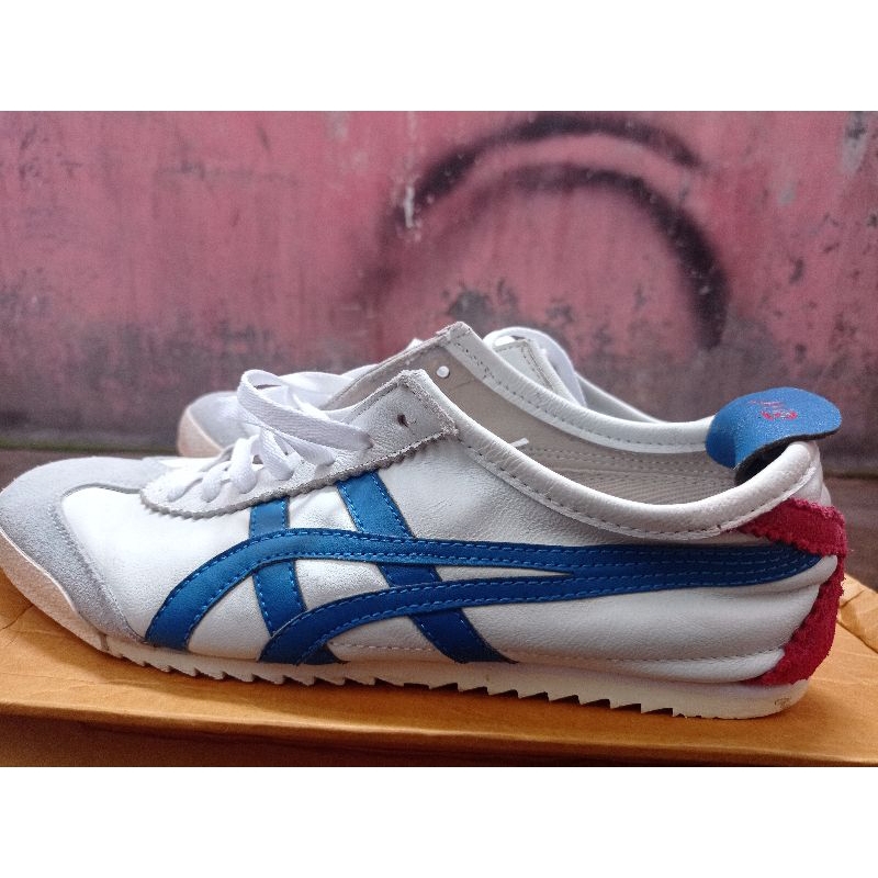 onitsuka biru