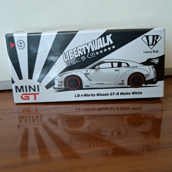 Jual Mini GT LB*Works Nissan GT-R Matte White | Shopee Indonesia