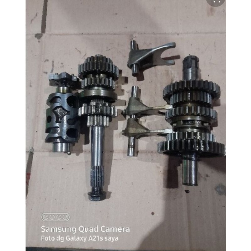 Jual gigi rasio susun gear ratio girbok tranmisi Honda Verza Megapro
