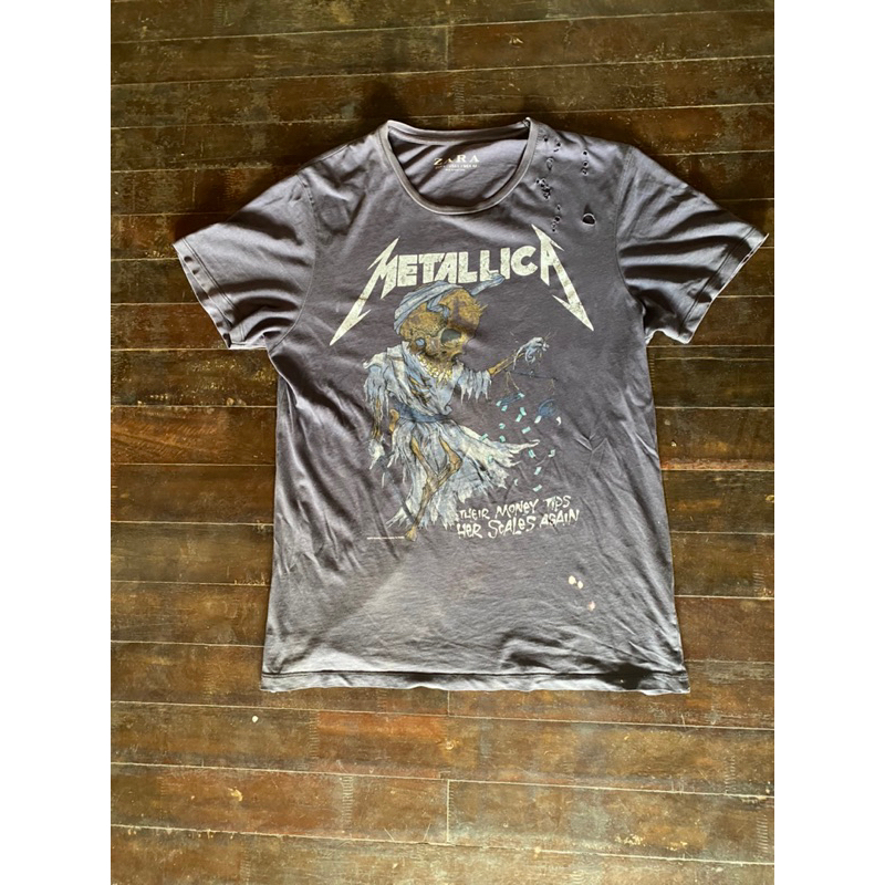 Metallica t shirt zara hot sale