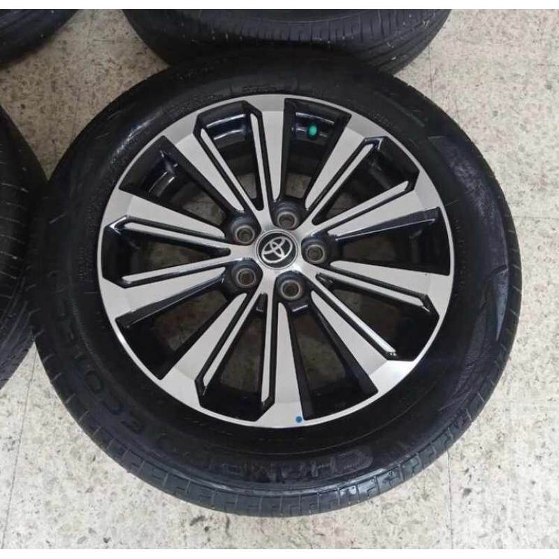 Jual Velg Mobil Bekas Ring Copotan Toyota Avanza Velloz Pcd X Ban Shopee Indonesia