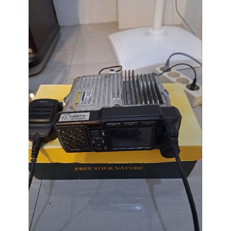 Jual RADIO RIG HYTERA MT680 PLUS UHF 380 - 430 MHZ RADIO DAN MIC ...