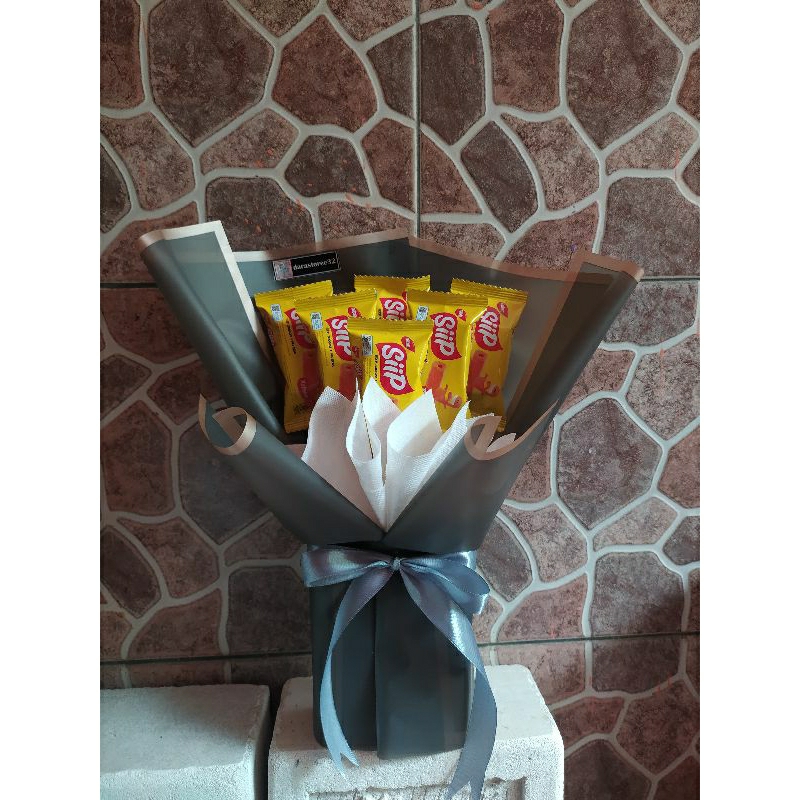 Jual Bucket Snack Wisuda Sempro Buket Bunga Boneka Jajan Hadiah Ulang