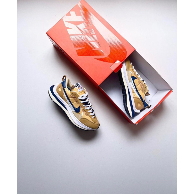 vaporwaffle blue void