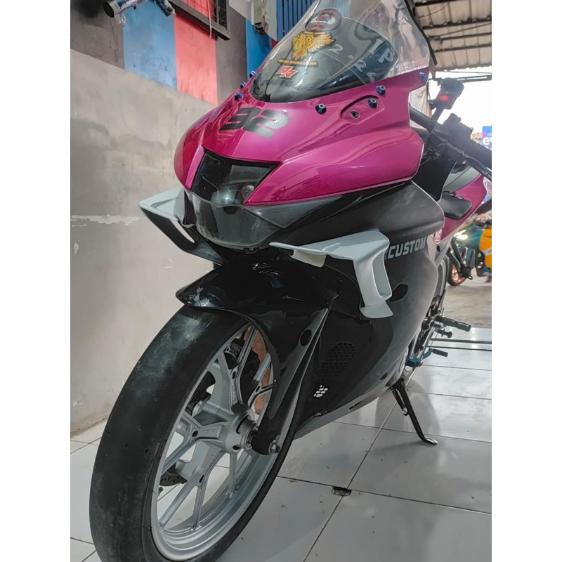 Jual Aero Winglet PNP GSX R150 Model BMW | Shopee Indonesia