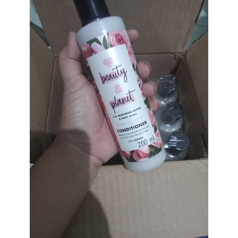 Jual Love Beauty & Blooming Color, Murumuru Butter & Rose