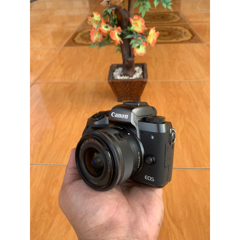 Jual KAMERA CANON EOS M5 CANON M5 MULUS HARGA TERJANGKAU NOT CANON M50