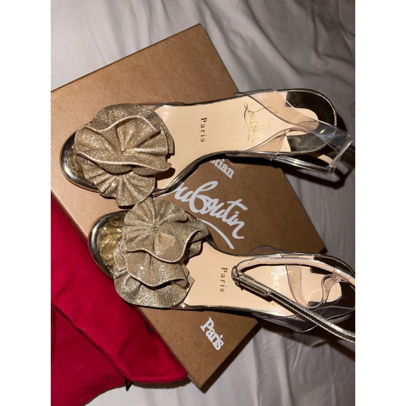 Louboutin fossiliza clearance