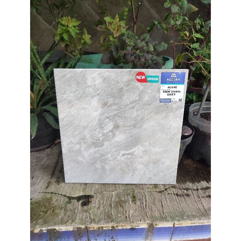 Jual Keramik Lantai 40x40 New Dubai Grey Mulia Accura Glossy Kwp Shopee Indonesia 2132