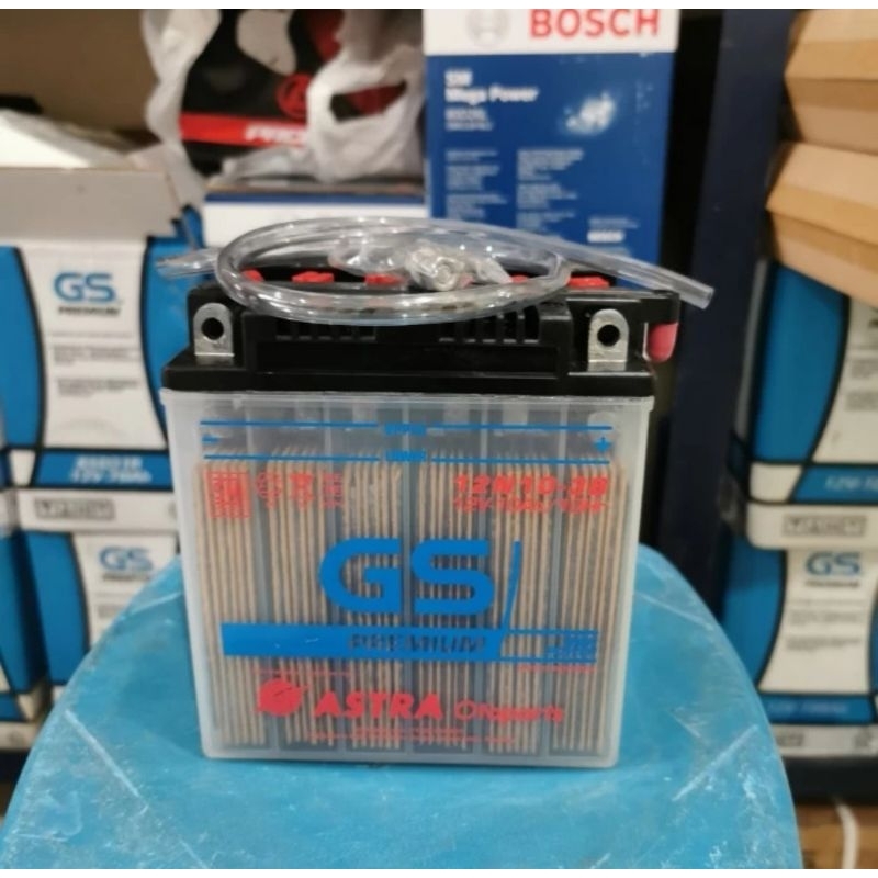 Jual AKI BATERAI BASAH GS ASTRA 12N10/12N103B 10AH VESPA THUNDER BINTER ...