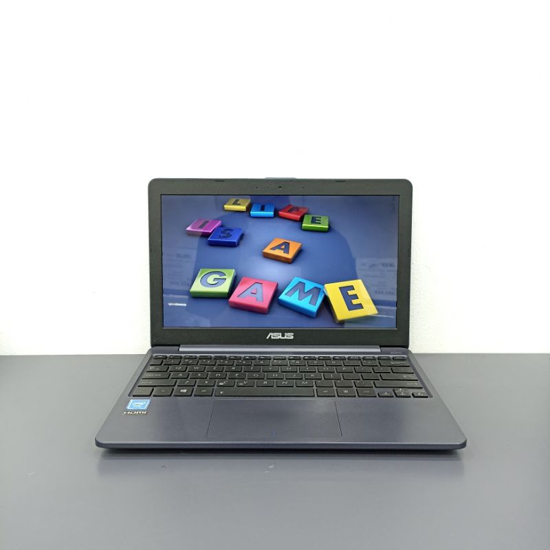 Jual NOTEBOOK ASUS E203MAH INTEL CELERON N4000 4GB SSD 256GB LIKENEW ...