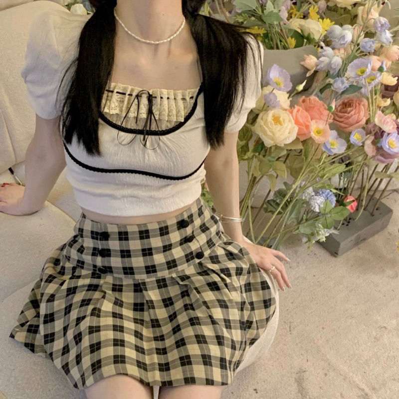 Jual Kyumi Set Plaid cream korean set skirt kaos crop lace y2k brandy