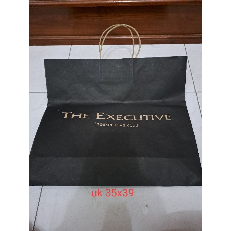 Jual Paperbag The Executive Matahari Wakai Ripcurl Miniso Body Shop