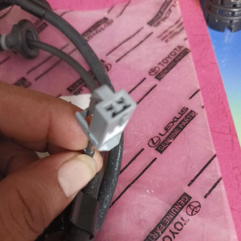 Jual kabel soket Sensor ABS Kecepatan Roda Belakang Belakang Toyota ...