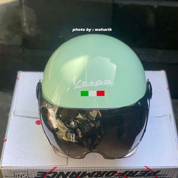 新品✨Vespa ヘルメット純正リラックスグリーン 収納バッグ付き あたえ XL