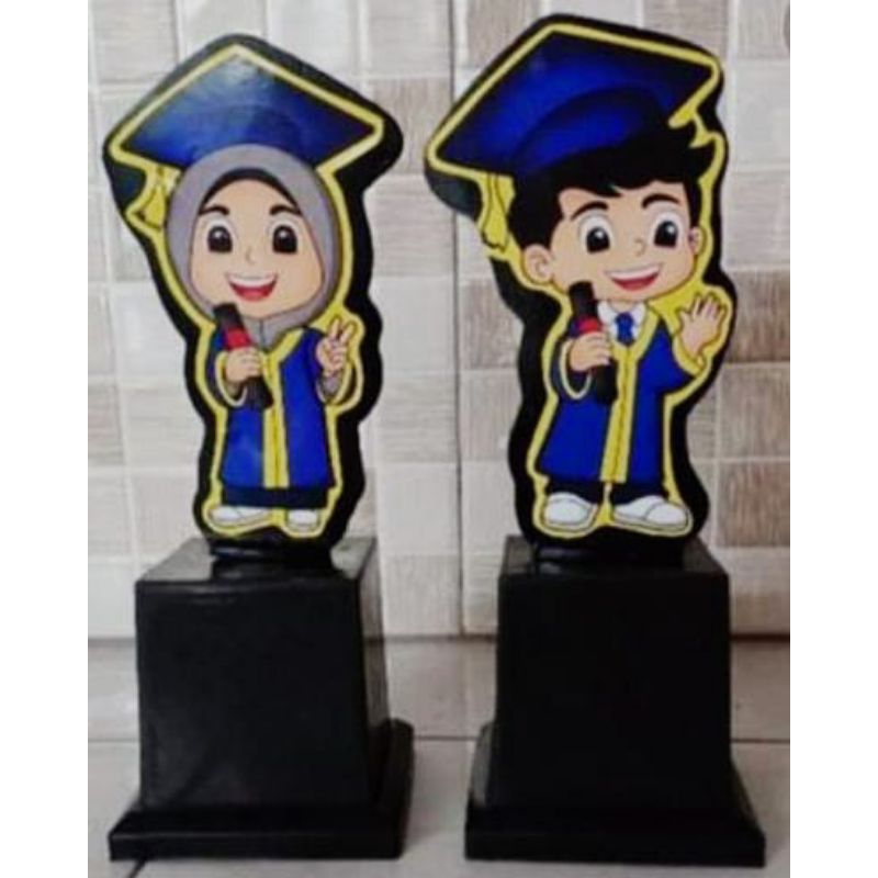 Jual PIALA WISUDA | VANDEL WISUDA | PLAKAT WISUDA | TROPHY WISUDA