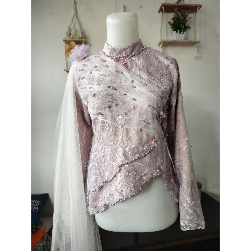 Jual Kebaya Payet Kebaya Cantik Kebaya Ready Stok Kebaya Terbaru Kebaya Wisuda Kebaya