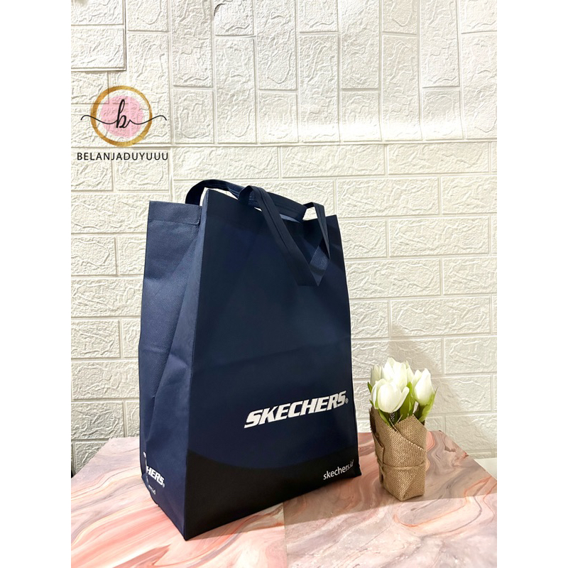 Skechers tote clearance bag