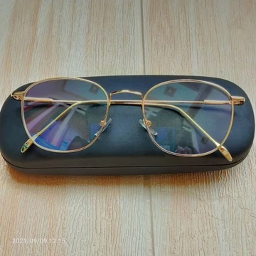 Frame Kacamata 8261 Lensa Blueycromic Lensa Photocromic Lensa Blueray Lensa Antiradiasi