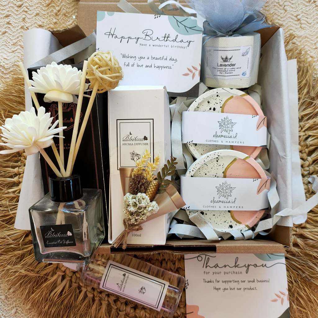 Jual Hampers Reed Diffuser & Scented Candle Pink Edition Part 1 / Kado ...