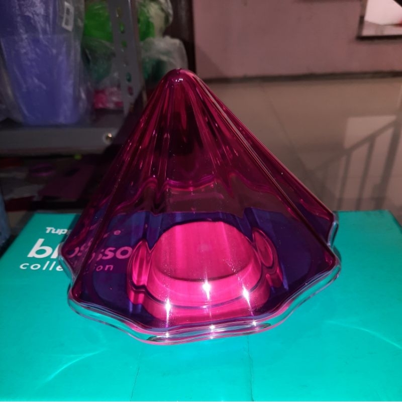 Boîte Bonbonnière/sucrier Tupperware - Rose - Dimensions 17x17x15 Cm - Neuf