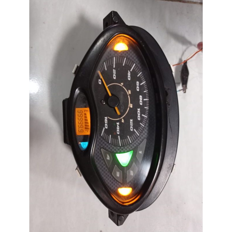 Jual speedometer honda karisma D shoket putih angka 9 semua SECOND