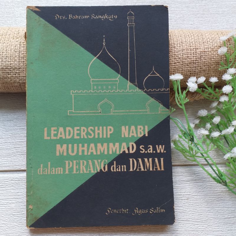 Jual Original - Leadership Nabi Muhammad SAW Dalam Perang Dan Damai ...