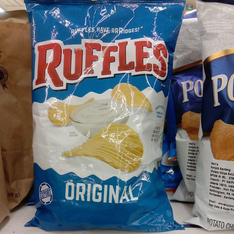 Jual Ruffles original potato chips 184gr | Shopee Indonesia