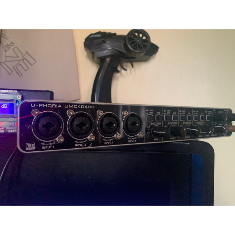 Jual behringer umc404hd | Shopee Indonesia