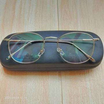 Frame Kacamata 8261 Lensa Blueycromic Lensa Photocromic Lensa Blueray Lensa Antiradiasi