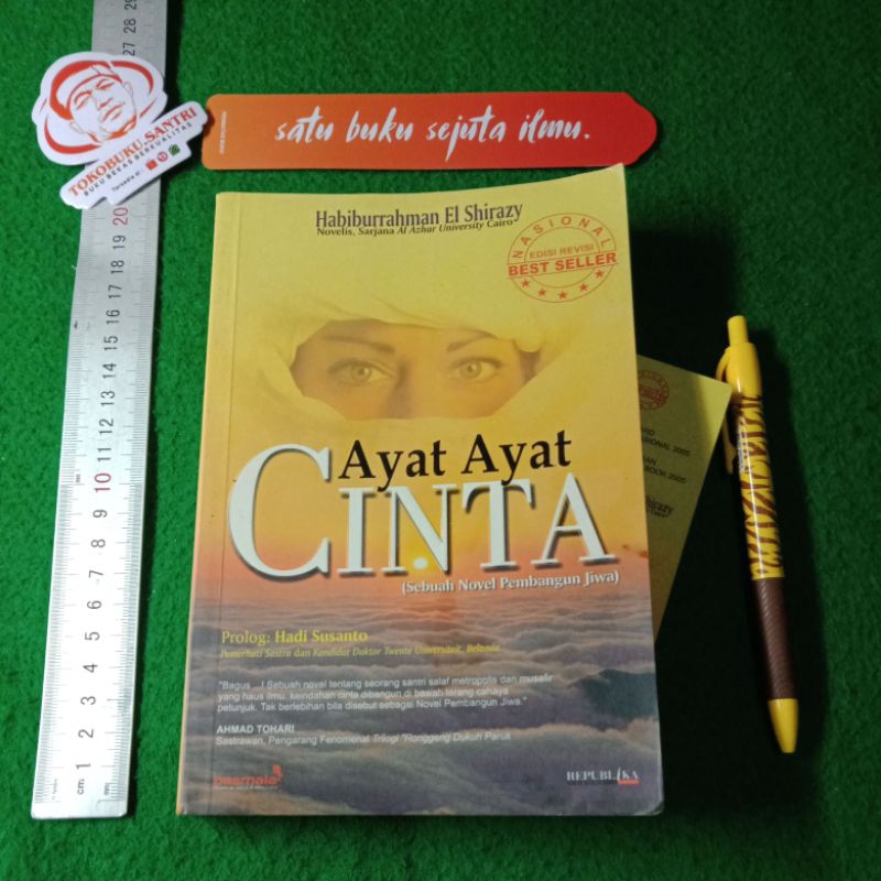 Jual Buku Novel Ayat - Ayat Cinta By Habiburrahman El Shirazy | Shopee ...