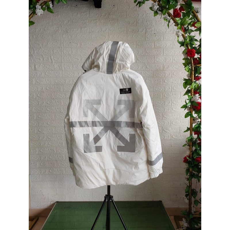 6万取引突破◆UPS便【MONCLER X LULU LI】TOEKOMST◆ダウン 6万取引突破☆UPS速達便利用！【MONCLER】MARRIONNIER (MONCLER