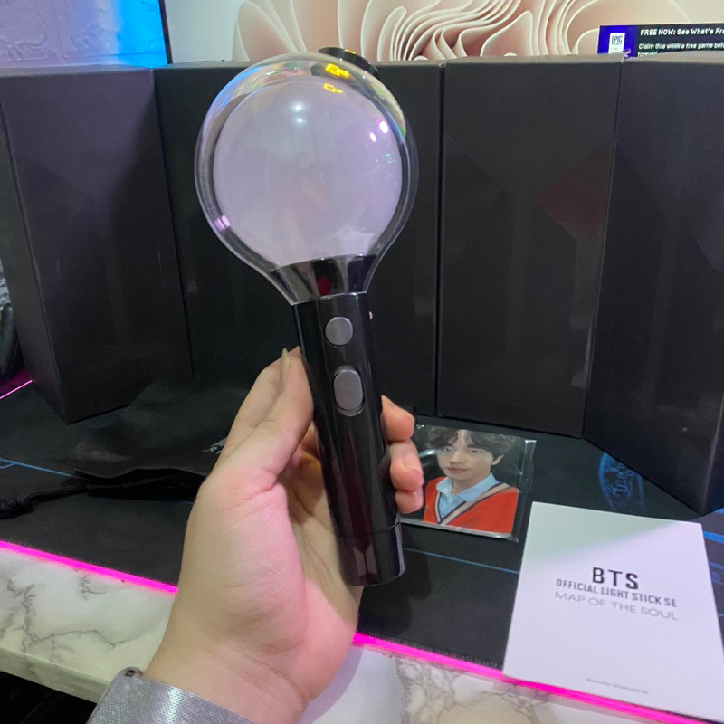 Jual Lightstick BTS Ver 4 Special Edition Lightstick Kpop Konser FREE BATTERY Shopee Indonesia