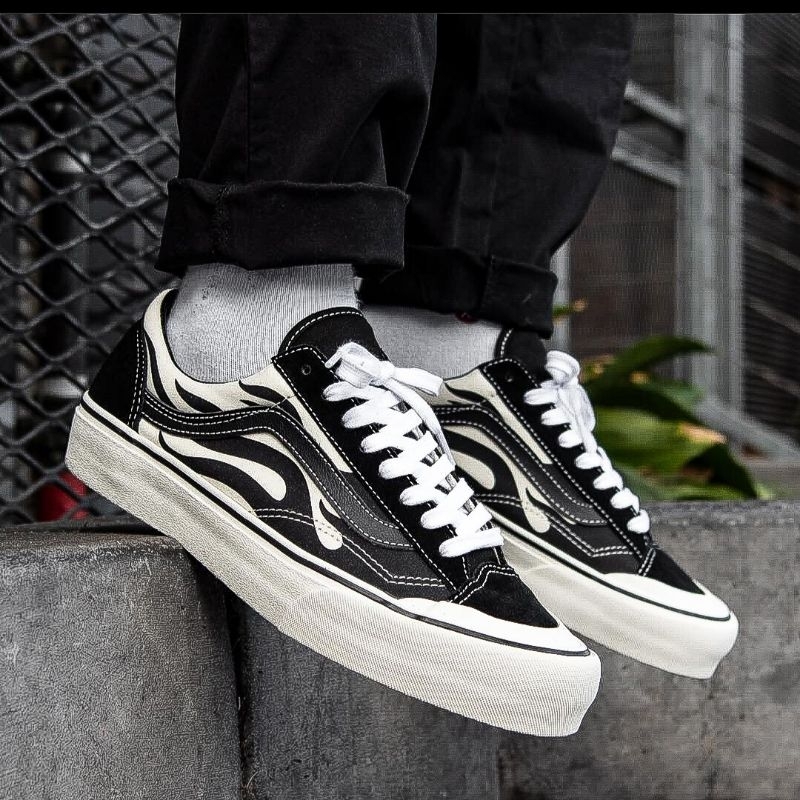 Vans style 36 decon sf flames fashion