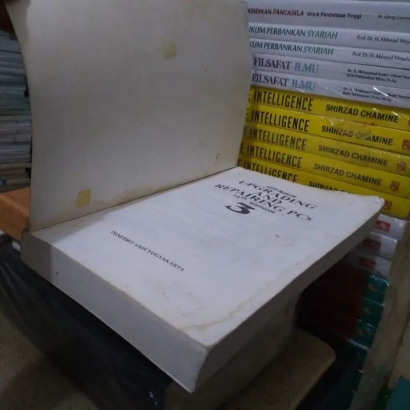 Jual UPGRADING AND REPAIRING PCs 3 14th Edition Scott Mueller Andi ...