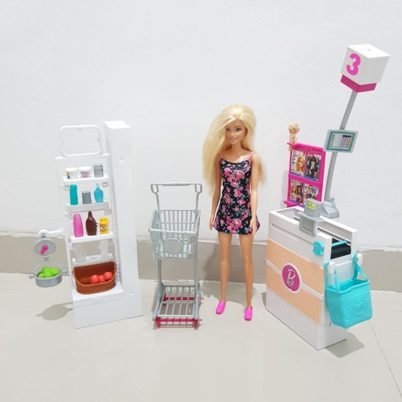 Jual Preloved Barbie Grocery Store with Rolling Cart Barbie