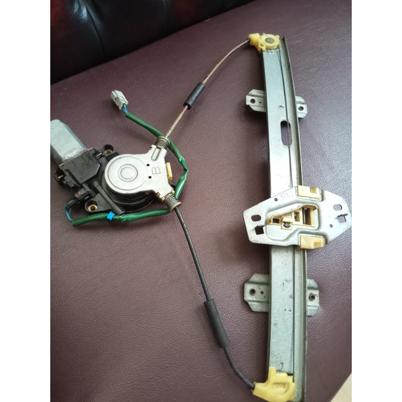 Jual Dinamo power window Honda Civic Ferio kiri depan Shopee Indonesia