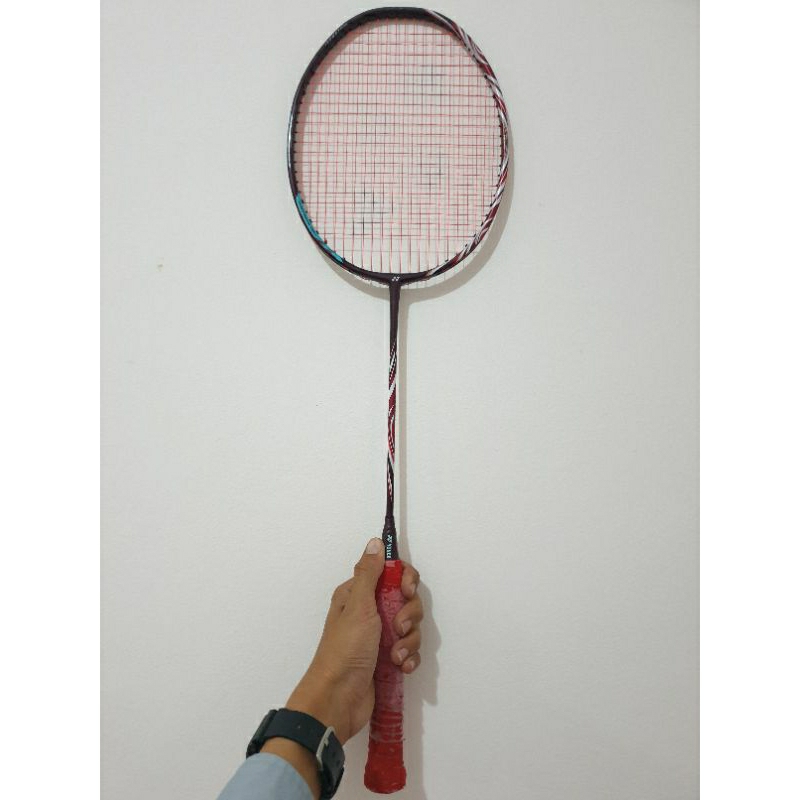 Jual Raket Yonex Astrox Zz Kurenai Original Second Shopee Indonesia