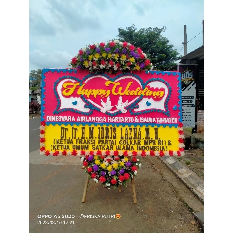 Jual karangan bunga papan wedding/duka cita bekasi | Shopee Indonesia