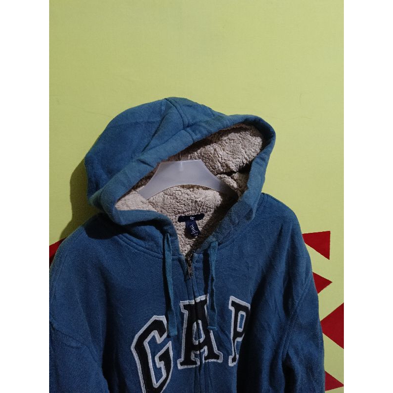 Jaket GAP ORIGINAL size M fit to L bahan Sherpa tebal Branded