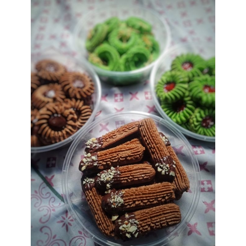 Jual kue lebaran / chocolate butter cookies / kue butter coklat kacang