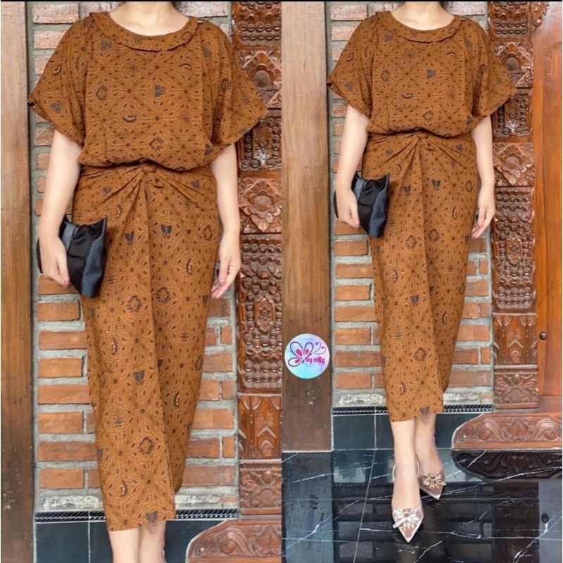 Jual ONE SET JAWA KLASIK SETELAN BLUS ROK BATIK | Shopee Indonesia