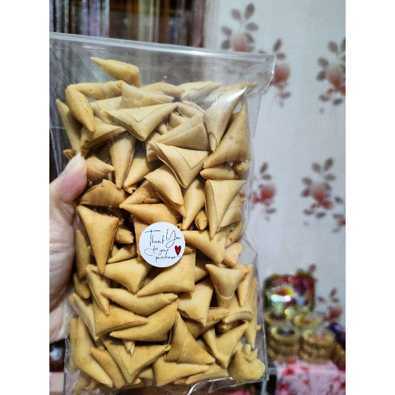 Jual Snack Makanan Ringan Ekado / Sumpiah / Samosa berat 500gr | Shopee ...