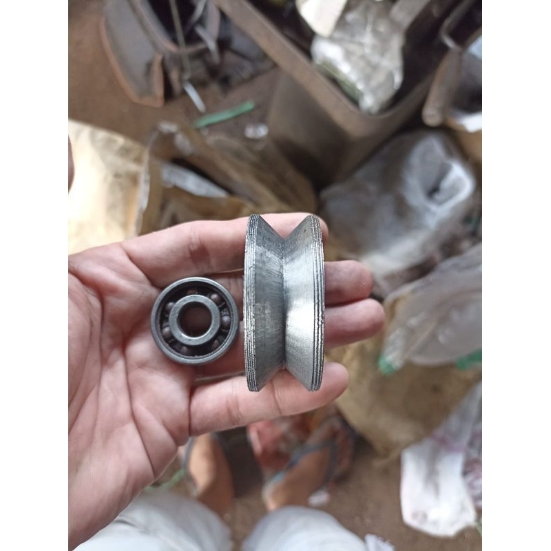 Jual roda Pagar roda gerbang roda besi cor 6 cm tanpa rumah roda ...