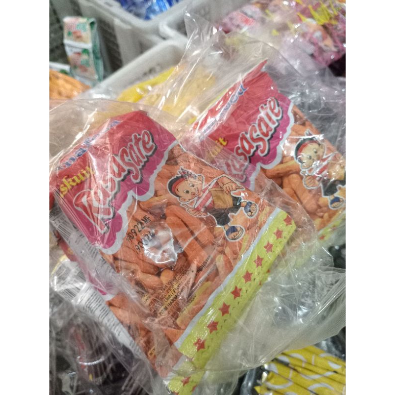 Jual BISKUIT RASA SATE 1 PAK ISI 10 PCS X 22G | Shopee Indonesia