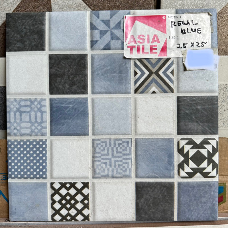 Jual KERAMIK LANTAI KAMAR MANDI REGAL 25x25 / KERAMIK LANTAI KASAR